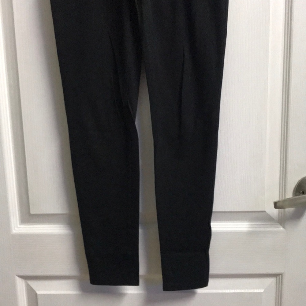 3/$30 🌺 2 Tied Up Leggings - Size XS - Picture 5 of 5